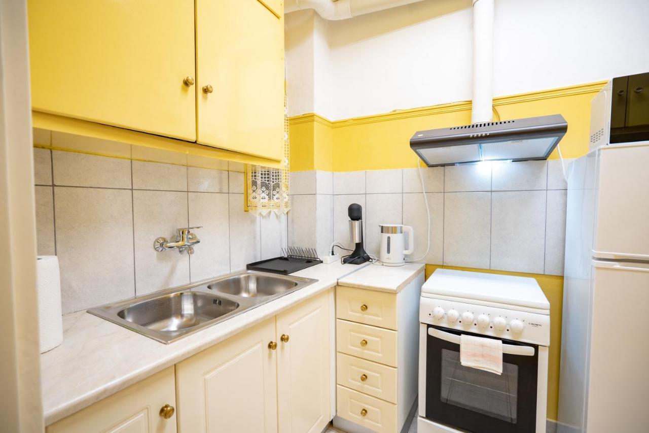 Ampelokipi Metro St. 2 Bedrooms 6 Pers. Apartment Athens Ngoại thất bức ảnh